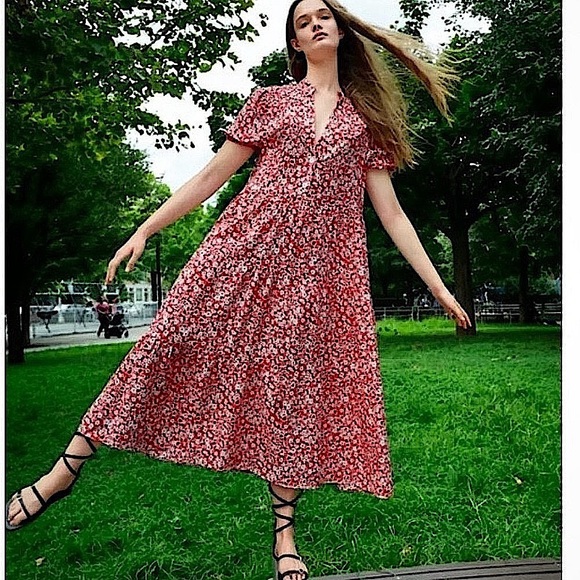 Zara Ditsy Floral V Neck Flowy Short Sleeve Tiered Midi Knee Length Dress,Size M - Picture 1 of 12